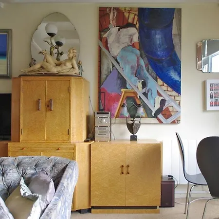 The London Agent West London Studios